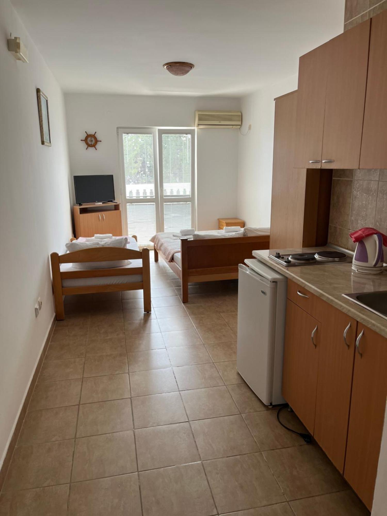 Guest House Perovic Sutomore Εξωτερικό φωτογραφία